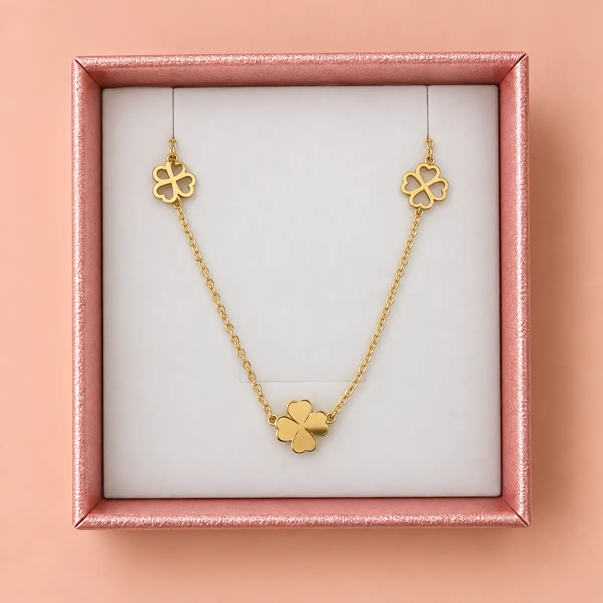 Collier trefle